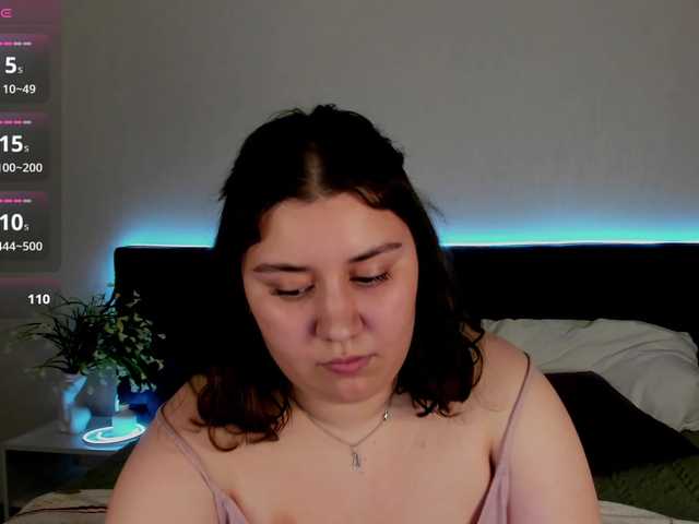 Maya-Raay live cam on BongaCams
