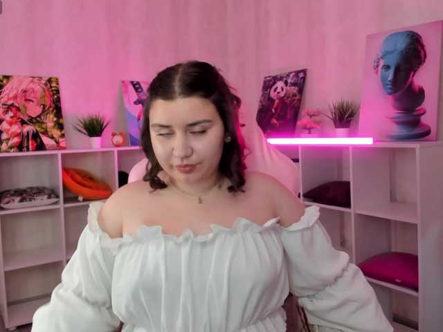 Maya-Raay live cam on BongaCams