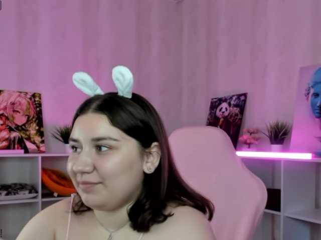 Maya-Raay live cam on BongaCams