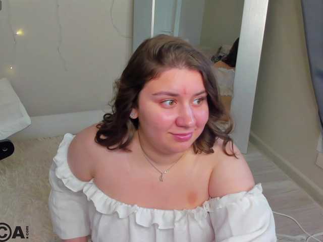 Maya-Raay live cam on BongaCams