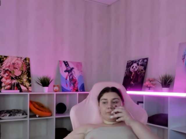 Maya-Raay live cam on BongaCams