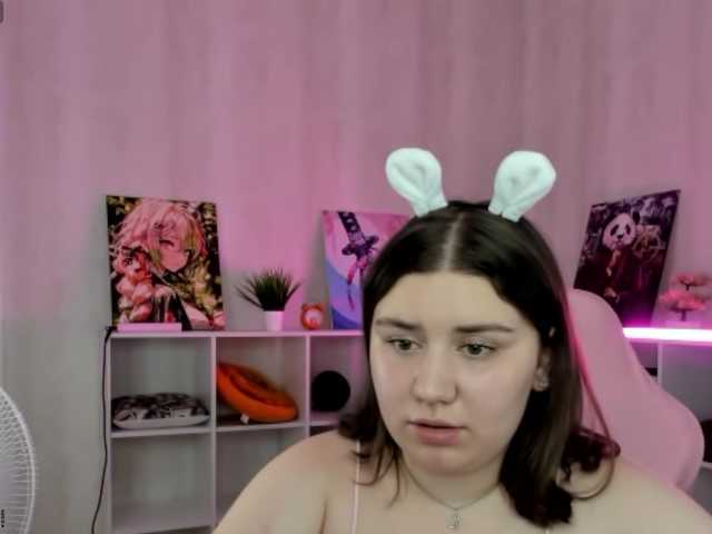 Maya-Raay live cam on BongaCams