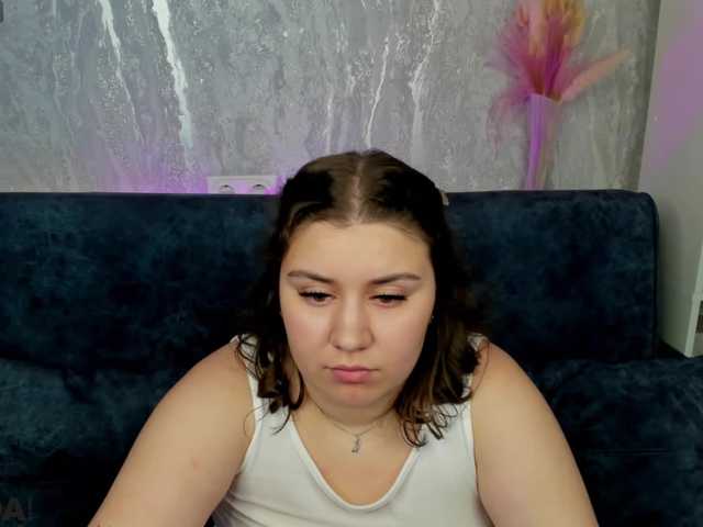 Maya-Raay live cam on BongaCams