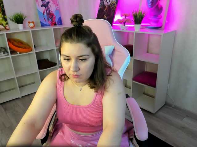 Maya-Raay live cam on BongaCams