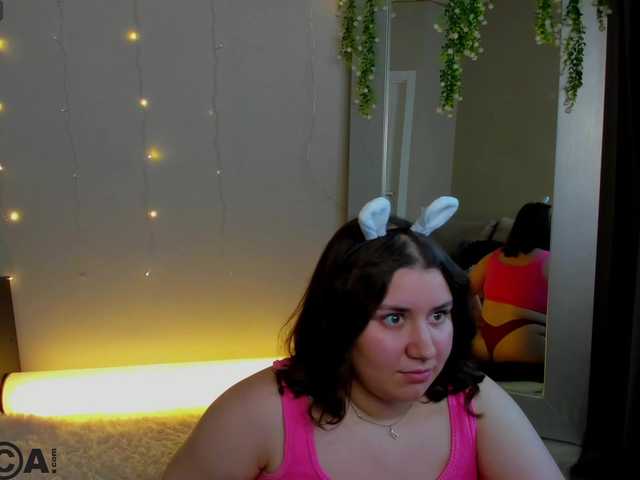 Maya-Raay live cam on BongaCams