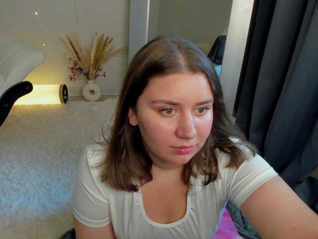 Maya-Raay live cam on BongaCams