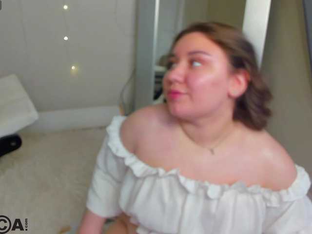 Maya-Raay live cam on BongaCams