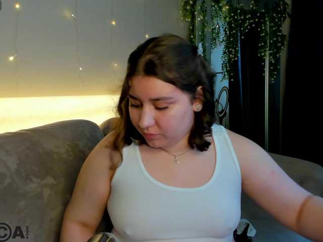 Maya-Raay live cam on BongaCams