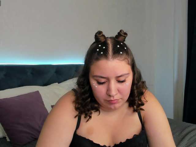 Maya-Raay live cam on BongaCams