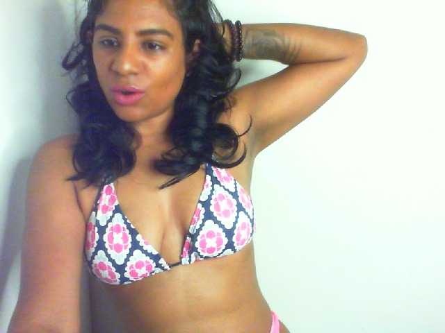 indianmishka live cam on BongaCams