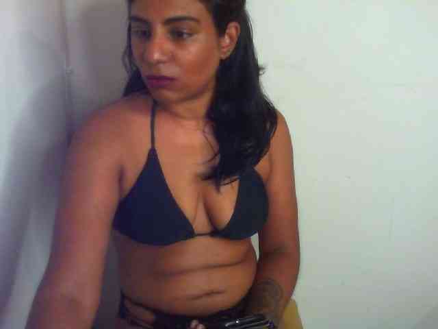 indianmishka webcam