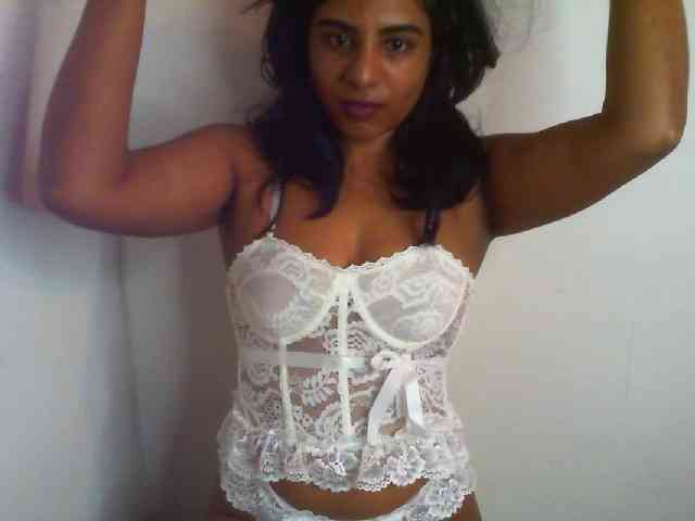 indianmishka webcam