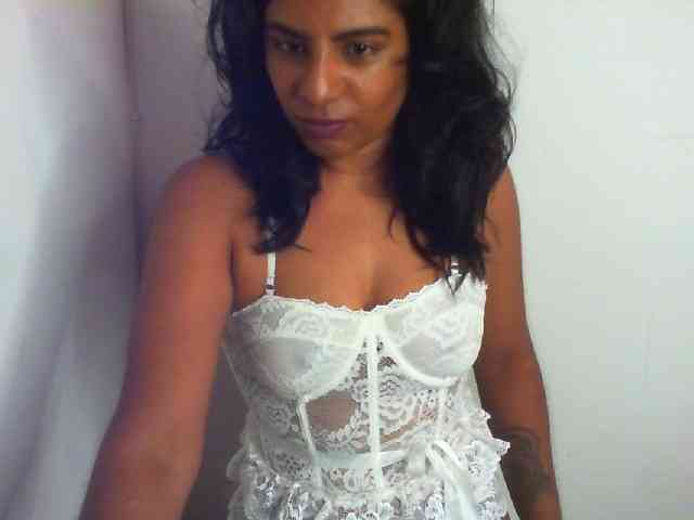 indianmishka webcam
