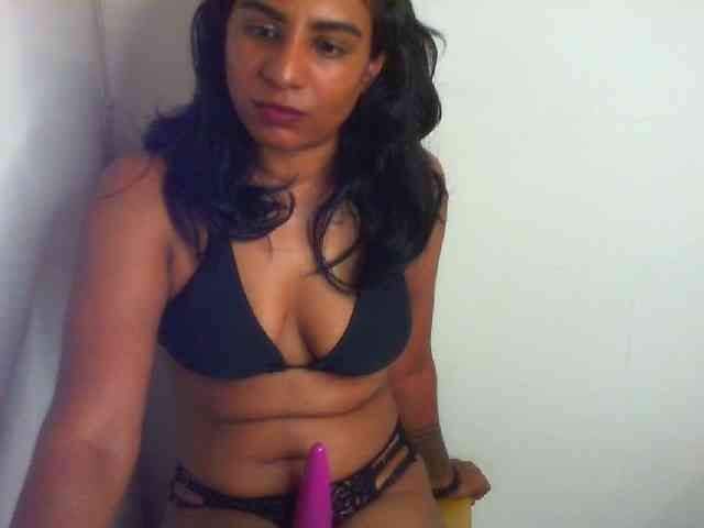 indianmishka webcam