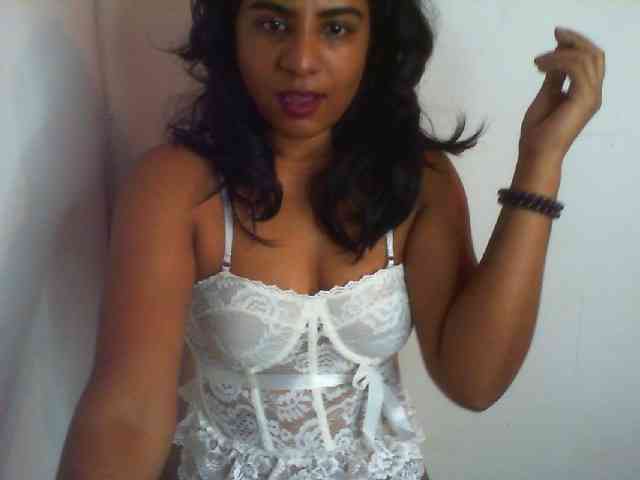 indianmishka webcam
