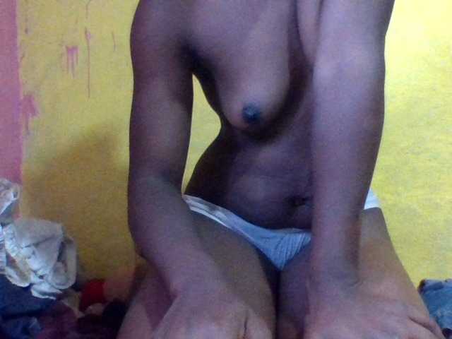 Chacha5 live cam on BongaCams