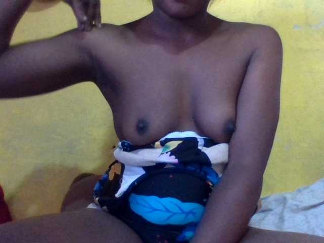 Chacha5 live cam on BongaCams