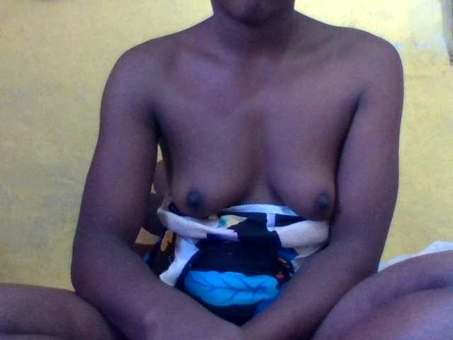 Chacha5 live cam on BongaCams