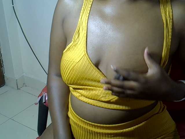 Sexyevonne's BongaCams show and profile