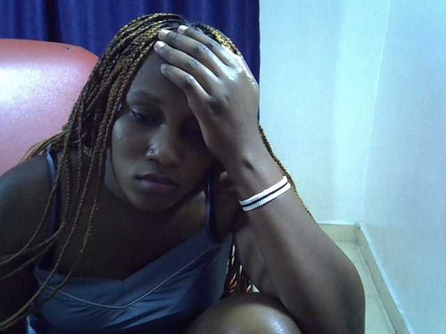 Sexyevonne live cam on BongaCams