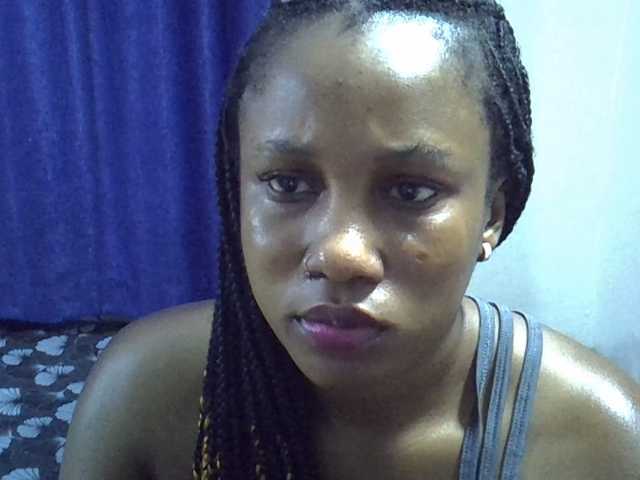 Sexyevonne webcam