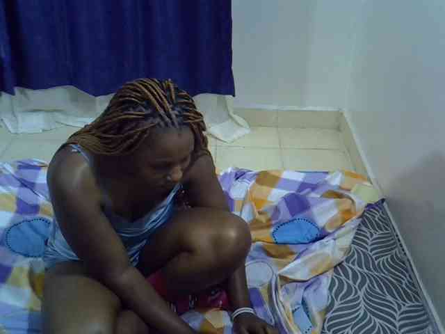 Sexyevonne webcam