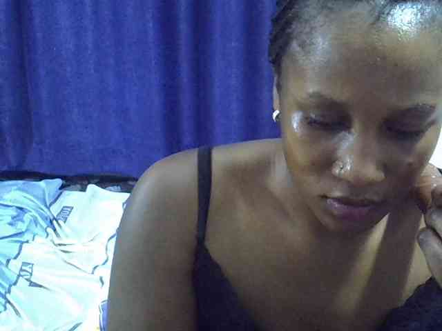 Sexyevonne webcam