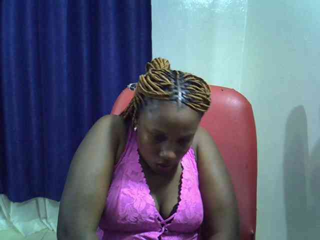 Sexyevonne webcam