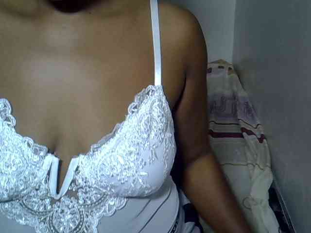 Live stream of Sexyevonne