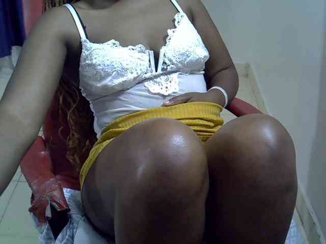 Sexyevonne webcam
