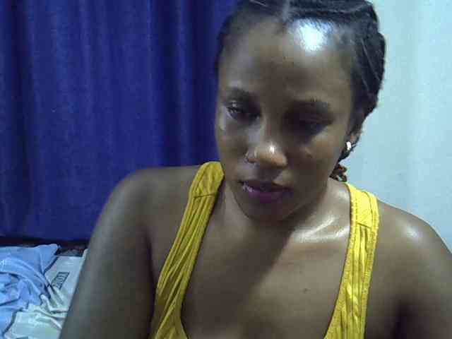 Sexyevonne webcam