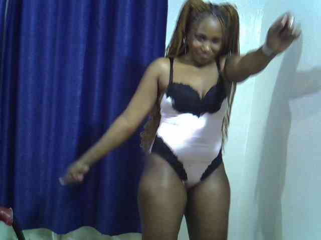 Sexyevonne webcam