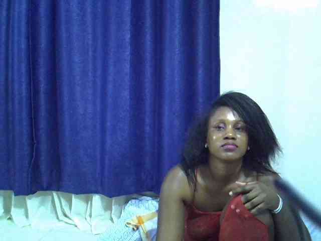 Sexyevonne webcam