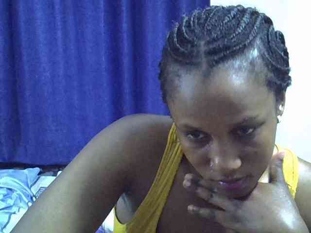 Sexyevonne webcam