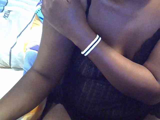 Sexyevonne webcam