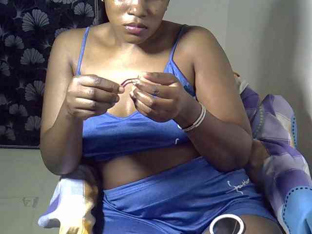 Sexyevonne webcam