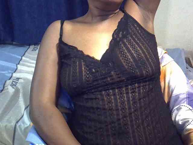 Sexyevonne webcam