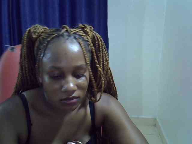 Sexyevonne webcam