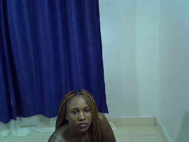 Sexyevonne webcam