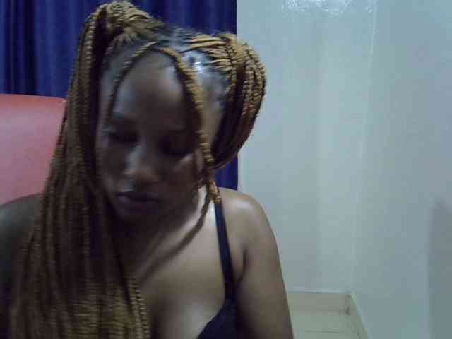 Sexyevonne webcam