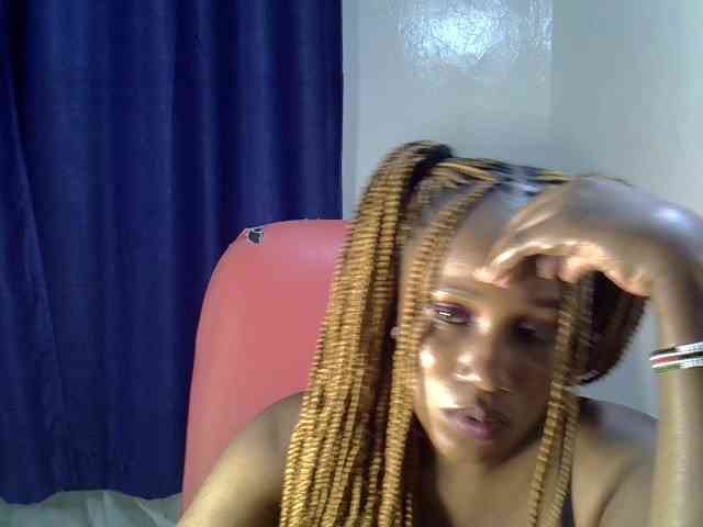 Sexyevonne webcam