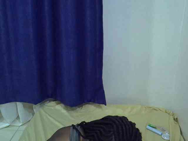 Sexyevonne webcam