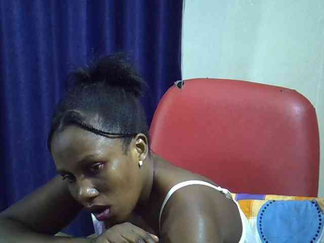 Sexyevonne webcam