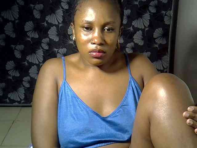 Sexyevonne webcam