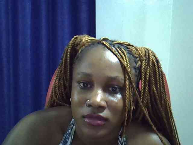 Sexyevonne webcam