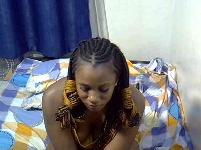 Sexyevonne webcam