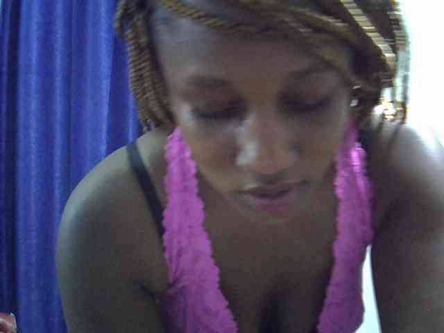 Sexyevonne webcam