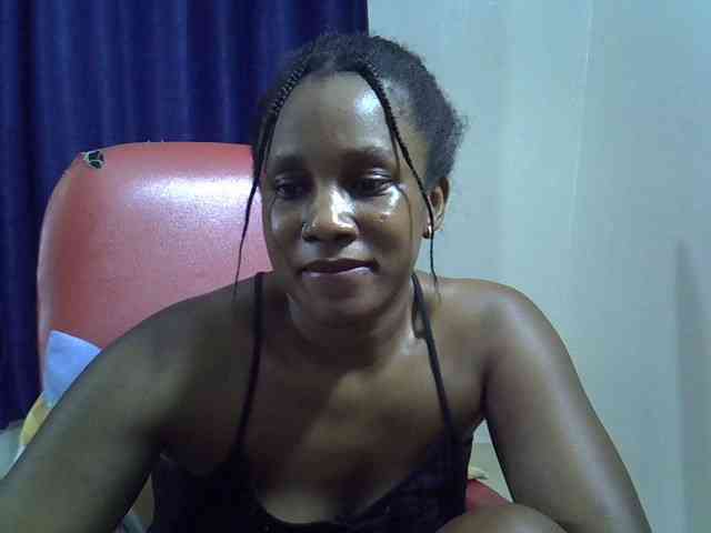 Sexyevonne webcam