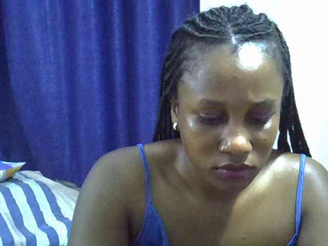 Sexyevonne webcam