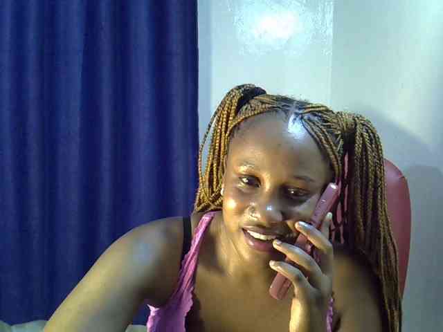 Sexyevonne webcam